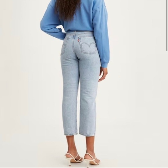 LEVI’S Wedgie Icon Jean High Rise Button Fly light wash 28 - Picture 2 of 6